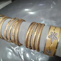فروش تعدادی النگو فقط ۱ونیم درصد فقط تا امروز|جواهرات|شهرکرد, |دیوار