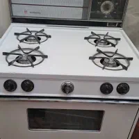 اجاق گاز ۴ شعله کاملا نو