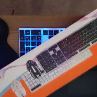 ماوس و کیبورد کاملا سالم|قطعات و لوازم جانبی رایانه|اشکنان, |دیوار