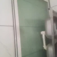 درب شیشه ای