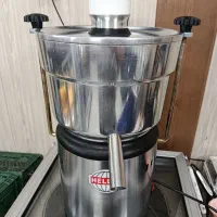 آبمیوه گیری هلال