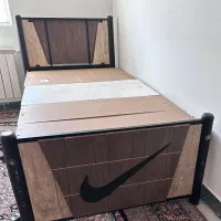 تخت تک نفره