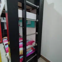 تخت دو طبقه نوجوان|تخت و سرویس خواب|اسلام‌شهر, شهرک قائمیه|دیوار