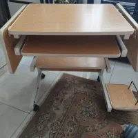 میز کامپیوتر