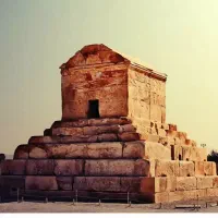 راننده و انبار دار شرکت پاسارگاد