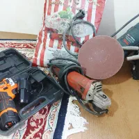 مقداری اچارولوازم برقی همراه پیچ مهره