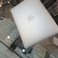 Mac Book