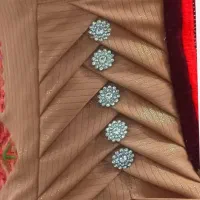 خیاطی لباس زنانه و بچگانع