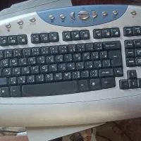 کیبورد درحد فقط و فقط۲۰۰