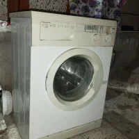 ماشین لباسشوئی