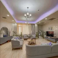 ۱۰۲متری نوساز و خوشنقشه / سالن جلو ۲ تراس