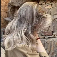آموزش تخصصی رنگ لایت مو  با ۶۰٪ تخفیف