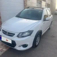 کوییک R سفید مشکی