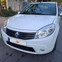 رنو ساندرو اتومات مدل ۱۳۹۵ سفید تک برگ سند