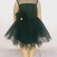 لباس دخترانه عروس و مجلسی سایز دارم