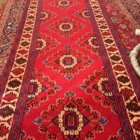 کناره دستباف.نیاز به رفو داره