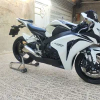 cbr1000|موتورسیکلت|تهران, شهرک ولیعصر جنوبی|دیوار