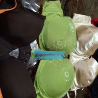 تعدادی سوتین ساده و اسفنجی و جکدار ، لباس زیر|لباس|کرج, شاهین‌ویلا|دیوار