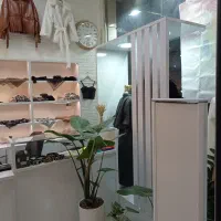 فروش وسایل بوتیک ولباس به قیمت خرید|فروشگاه و مغازه|قم, سالاریه|دیوار