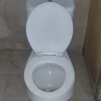 توالت فرنگی نو|لوازم سرویس بهداشتی|اراک, |دیوار