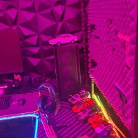 میز کامپیوتر گیمینگ  RGB هوشمندصندلی گیمینگ ریزر