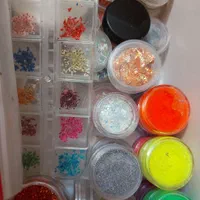 لاک ژل ، وسایل کاشت ناخن، کرم پودر|آرایشگاه و سالنهای زیبایی|فسا, |دیوار