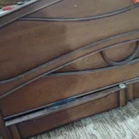 تخت چوبی دو نفره