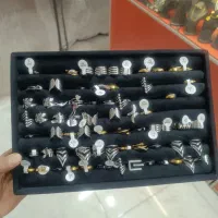 واگذاری بدلیجات و مانکن ها به قیمت خرید مرداد ماه|بدلیجات|کرمان, |دیوار