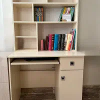 میز تحریر و کتابخونه متصل به همراه جای لب تاپ