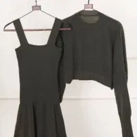 سر همی با روی جذاب|لباس|قم, شهرک مهدیه (مدرس)|دیوار