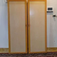 در کمد دیواری