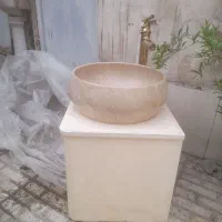 کابین روشویی با شیر