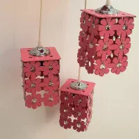 لوستر چوبی اتاق خواب (سه شاخه و صورتی)