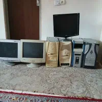 کامپیوتر های قدیمی و ضایعات کامپیوتر خریداریم