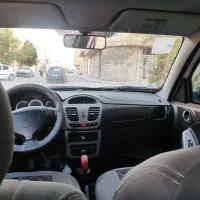 کوییک Rمدل 1400سفید مشکی خانگی...|خودرو سواری و وانت|نجف‌آباد, امام خمینی|دیوار