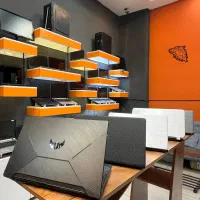 فروش انواع لپتاپ استوک دارای گارانتی