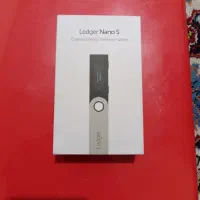 کیف پول سخت افزاری Ledger Nano S