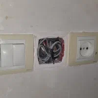 کلید و پریز برق