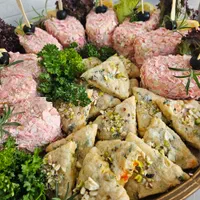 تهیه انواع فینگرفود دیزاین میز|خدمات پذیرایی، مراسم|تبریز, |دیوار
