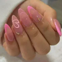 تخفیف ویژه آموزش کاشت ناخن