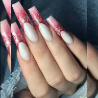 کاشت ناخون با تخفیف باور نکردنی