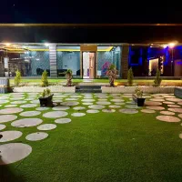 اجاره روزانه باغ ویلا نوساز استخر داخل امنیت تضمین|اجارهٔ کوتاه‌مدت ویلا و باغ|تهران, آبشار تهران (دریاچه)|دیوار