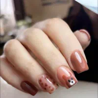 تخفیف یلدایی کاشت ناخن