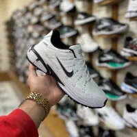 کفش مردانه|کیف، کفش، کمربند|خوی, |دیوار