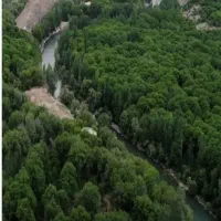 زمین باچشم اندازرودخانه