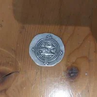 تعدادی انگشتر نقره و گردنبند و انتیک|کلکسیون اشیاء عتیقه|چالوس, |دیوار