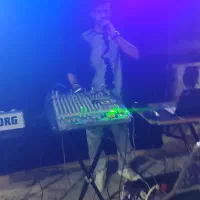 موزیک زنده و دیجی ، اجاره صوت و نور