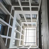 220-متر-سند-اداری-بر-عباس-آباد-فول