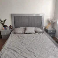 تخت دونفره با آینه و تشک