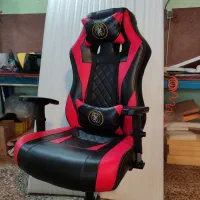 صندلی گردان مدیریت پشت توری|صندلی و نیمکت|کرج, اصفهانی‌ها|دیوار